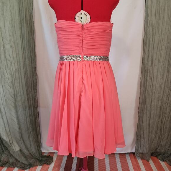 Cinderella Divine Coral Peach Pink Strapless Knee Length Fit n Flare Size 14 - Picture 4 of 5